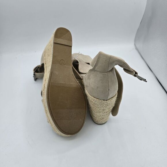 Women's New Heel Sandals, Cream Grey colored, Size 11, by Universal Thread 4in - Picture 6 of 8